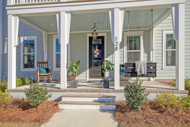 Building Photo - Refined Living in Midtown Nexton