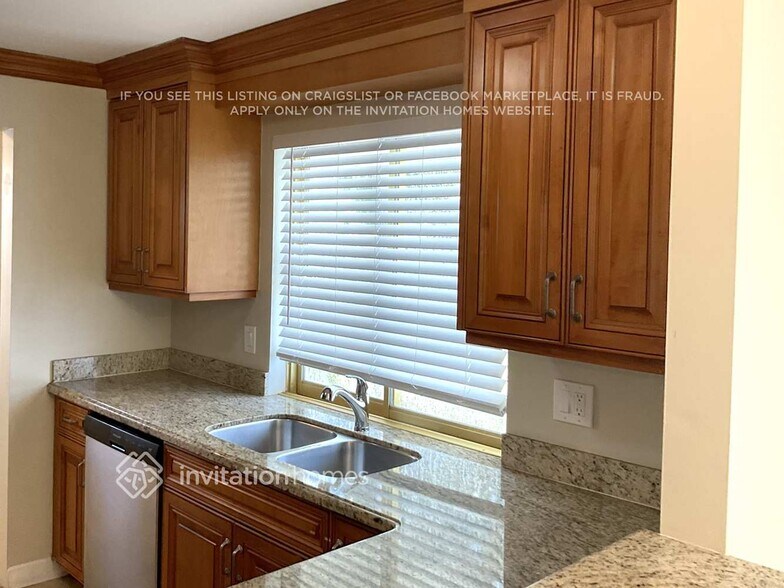 Building Photo - 2181 Imperial Point Dr