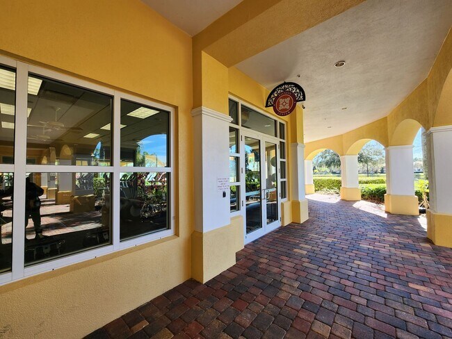 Building Photo - Beautiful LAKE NONA 3 Bedroom, 3 Bathroom ...