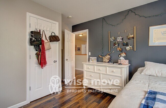 Building Photo - Washougal- 4 Bedroom Home- Apply today!