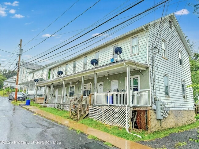 Primary Photo - 3 Miller St