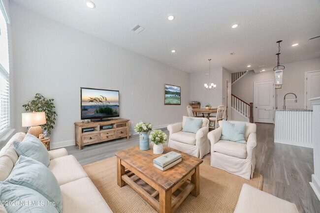 Building Photo - 33 Ibiza Ct