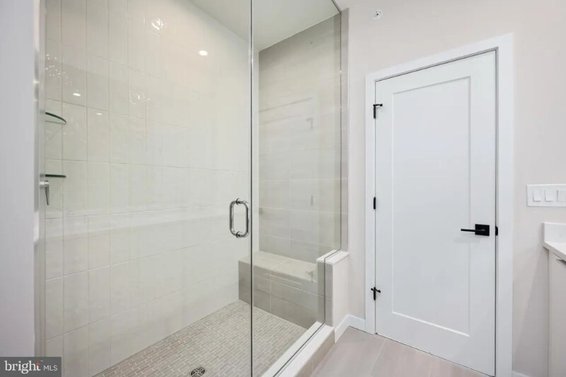 Building Photo - 4768 Sully Pt Ln