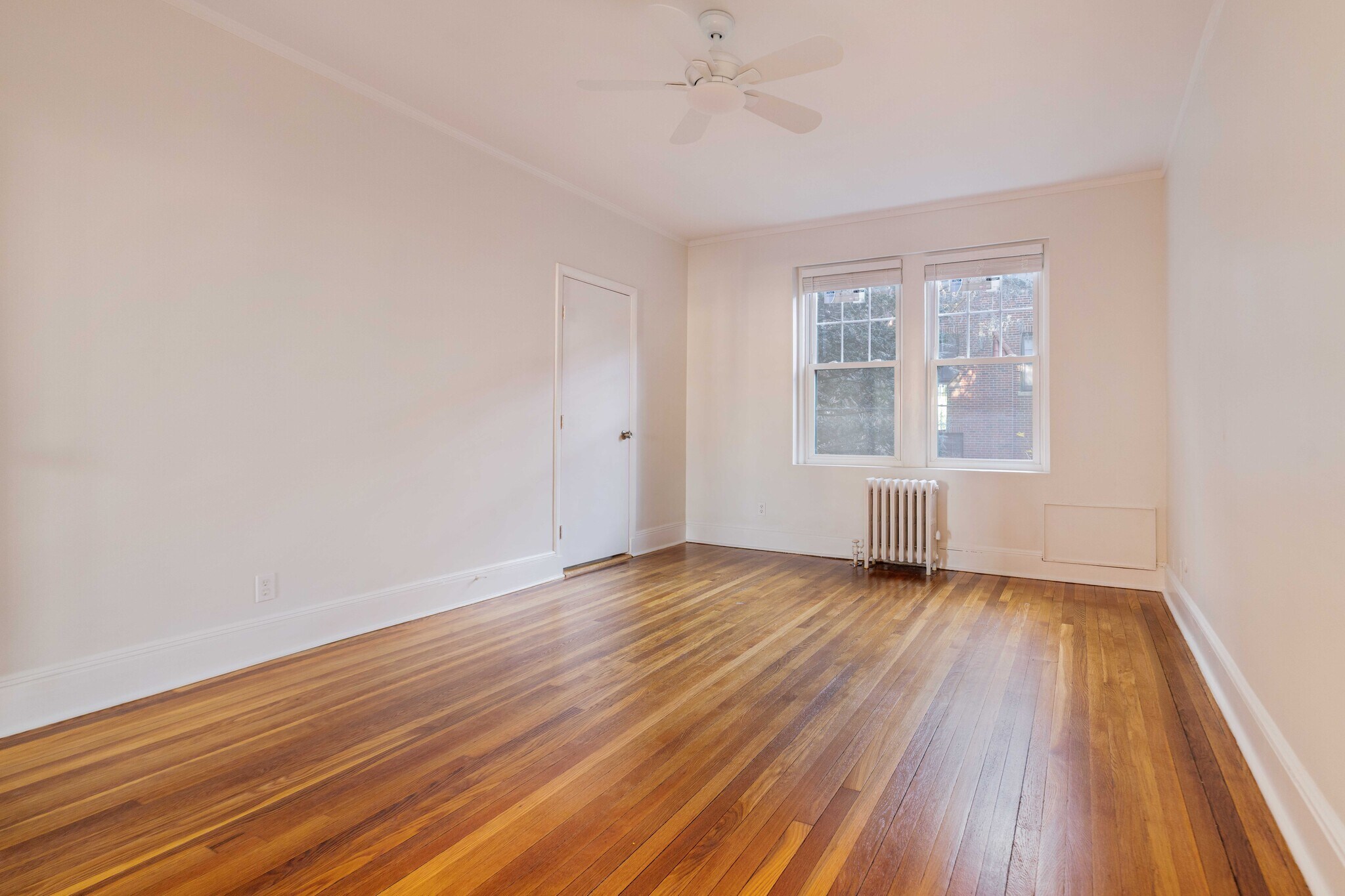 Building Photo - 321 Tappan St