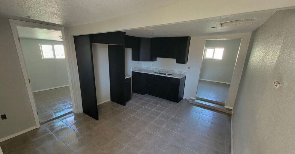 Building Photo - 231 Francis St