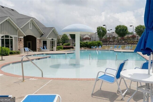 Building Photo - 369 Hardy Water Dr SE