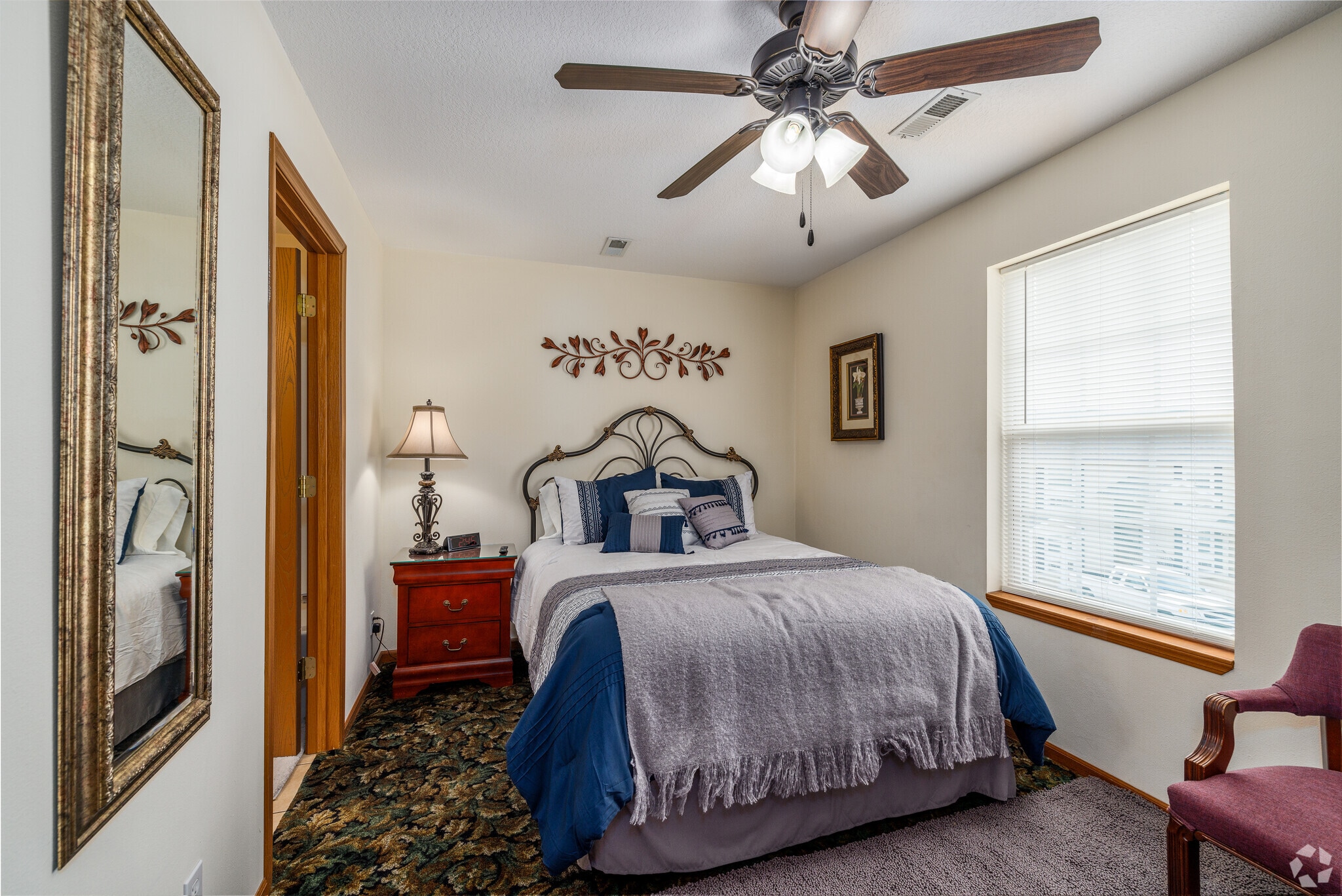2BR, 2BA - 1250SF - Second Bedroom - Sanibel Executive Suites