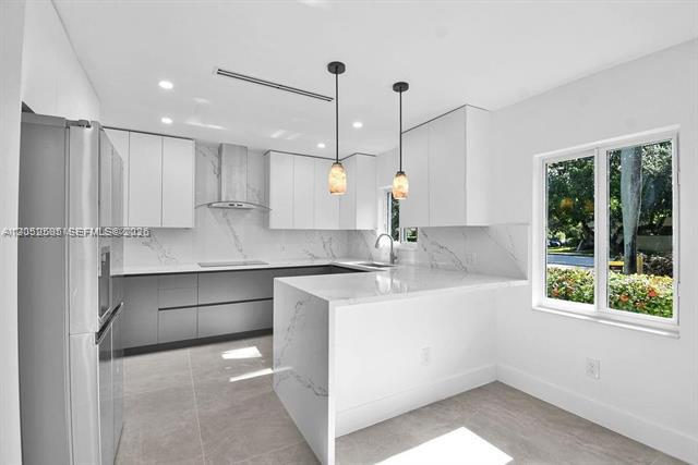 Building Photo - 7902 SW 67th Ave