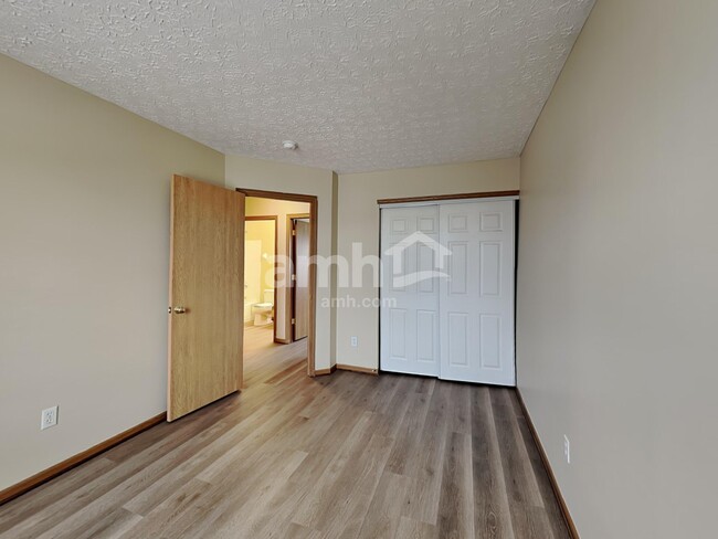 Building Photo - 7172 Haswell Dr