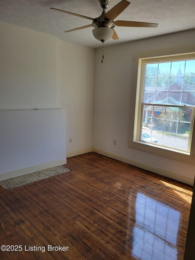 Building Photo - 2615 Virginia Ave