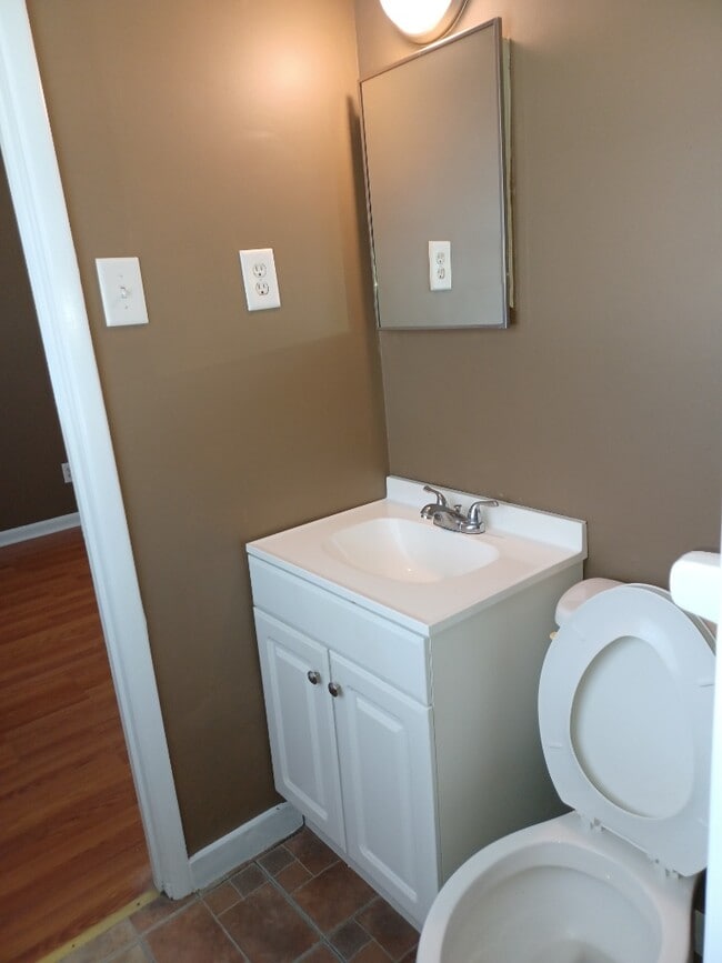 Building Photo - 6017 Randy Ln