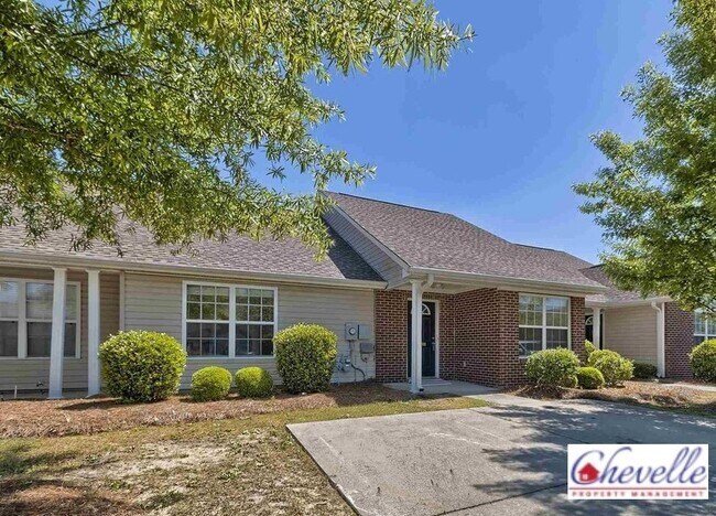 Building Photo - 307 Summit Townes Way