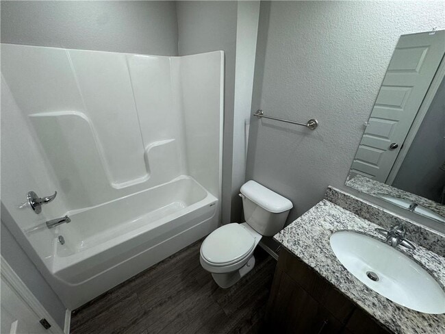 Building Photo - 1636 S Razorback Rd