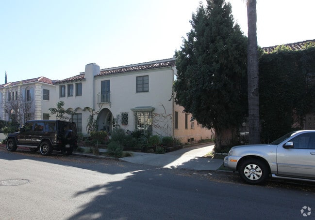 Building Photo - 4430 Price St