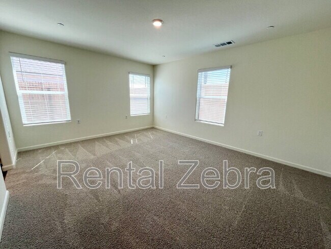Building Photo - 4075 Cinnabar Ct