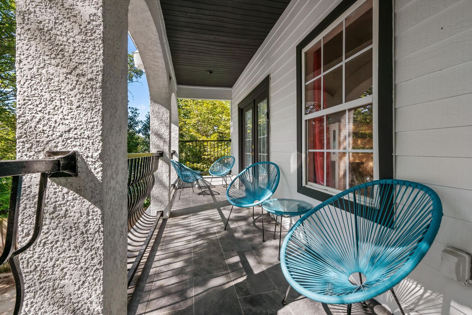 Building Photo - 5624 Eastside Ave