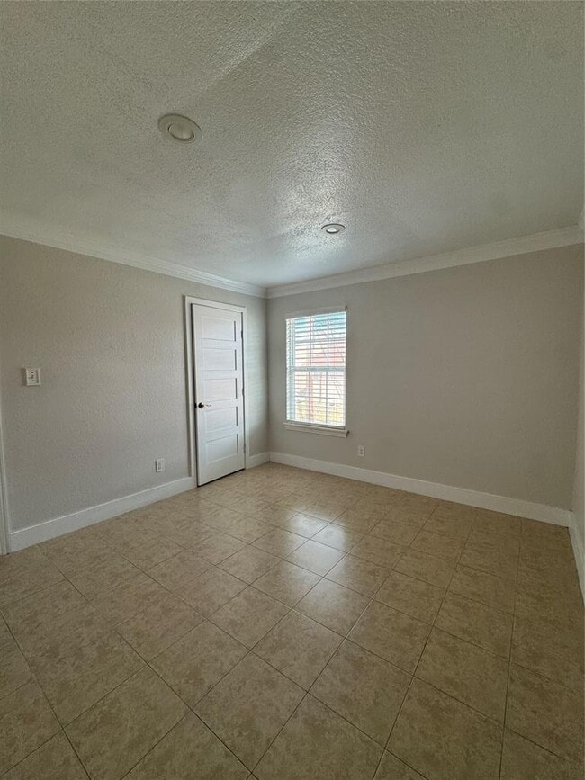 Building Photo - 5210 Tahoe Trail