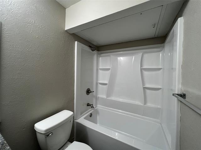 Building Photo - 5809 Deerfoot Trail