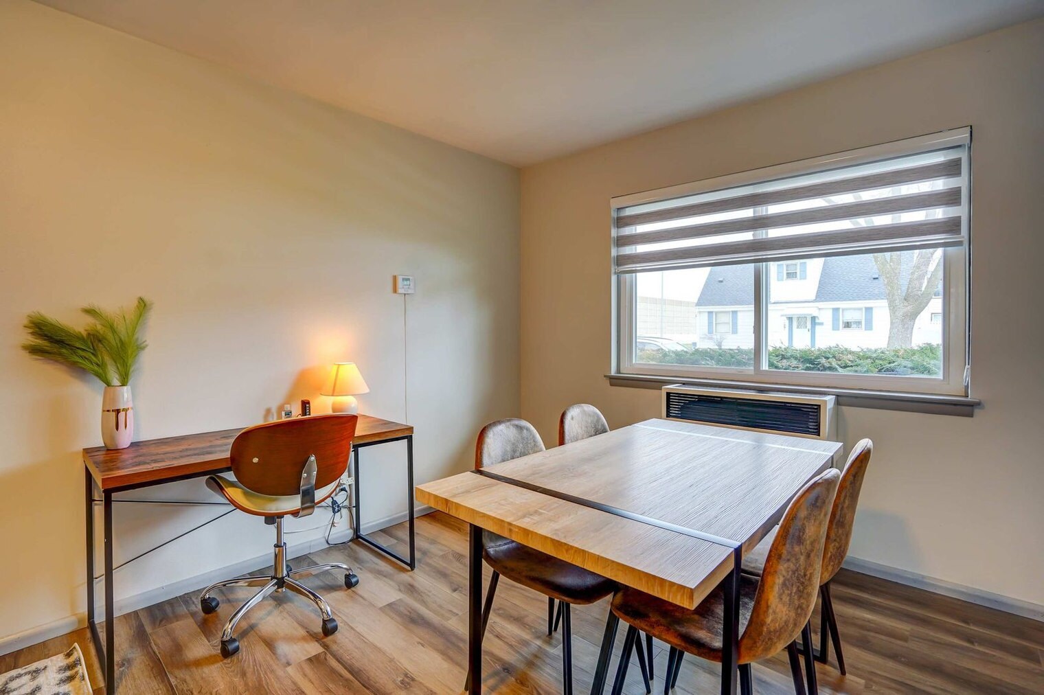 Building Photo - 407 S 94th Pl