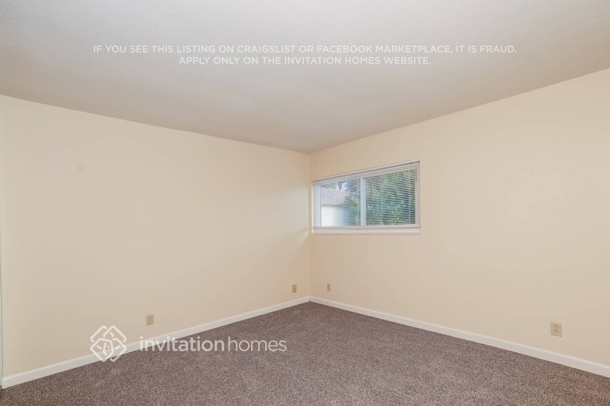 Building Photo - 120 Lainey Ct