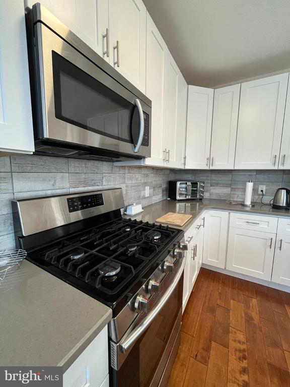 Building Photo - 926 N 15th St