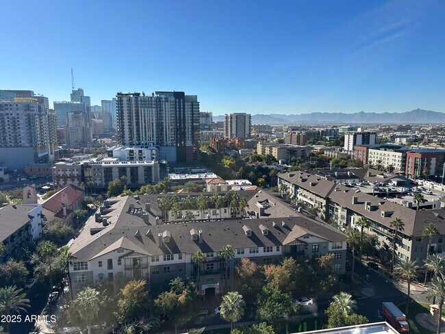 Building Photo - 200 W Portland St