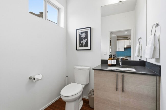 Building Photo - 1464 NW 70th St