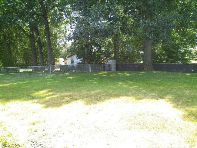 Building Photo - 1777 Eden Ln