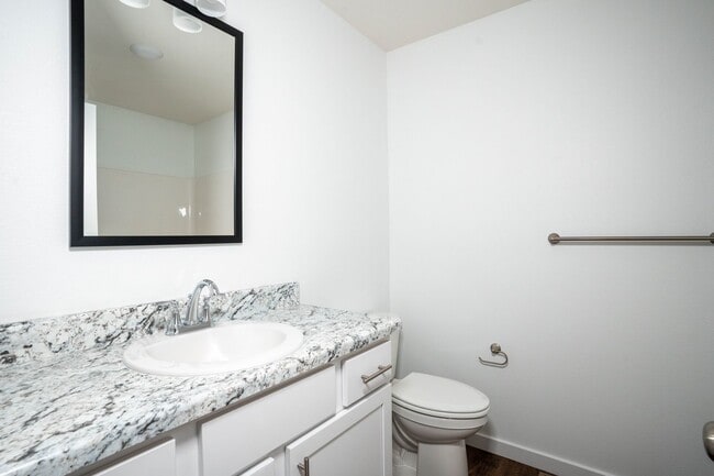 Building Photo - BRAND NEW 4 BEDROOM HOME