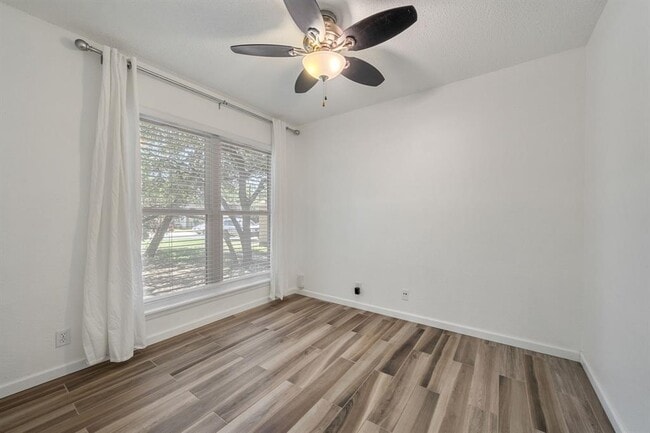 Building Photo - 9618 Sugar Hill Dr