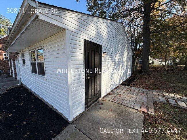 Building Photo - 30871 Lorain Rd