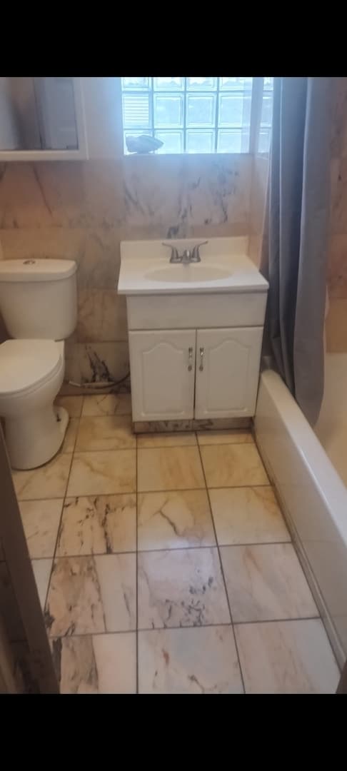 Building Photo - 3231 W Flournoy St