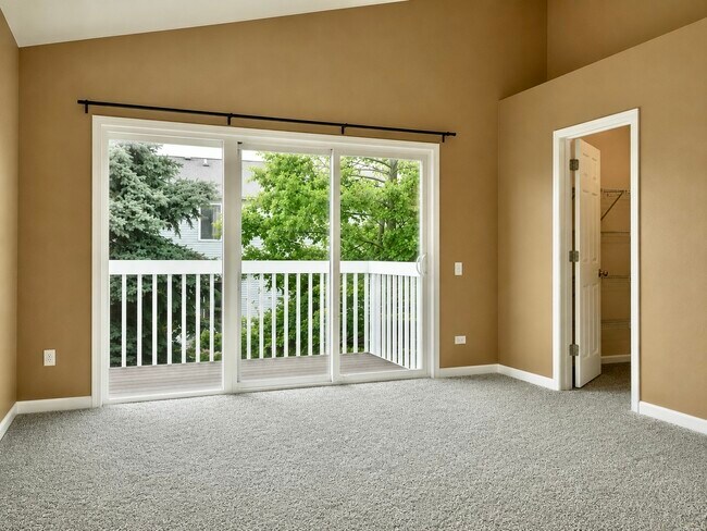 Building Photo - 2905 Stonewater Dr