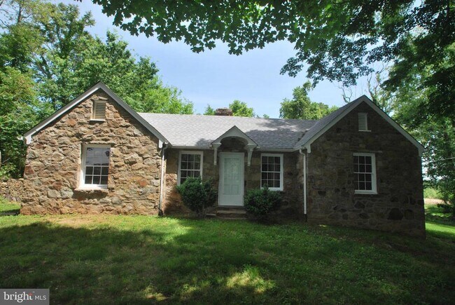 Building Photo - 23131 Oakham Farm Ln