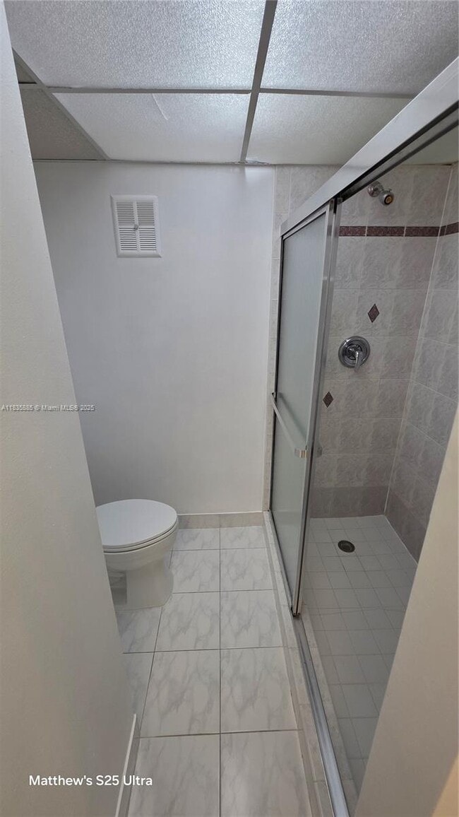 Building Photo - 6611 Racquet Club Dr