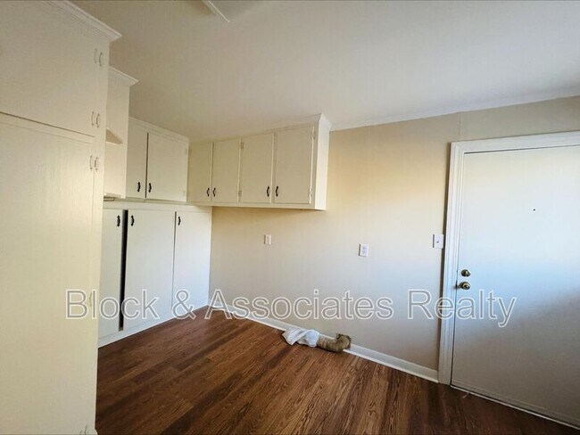 Building Photo - 711 N Fayetteville St