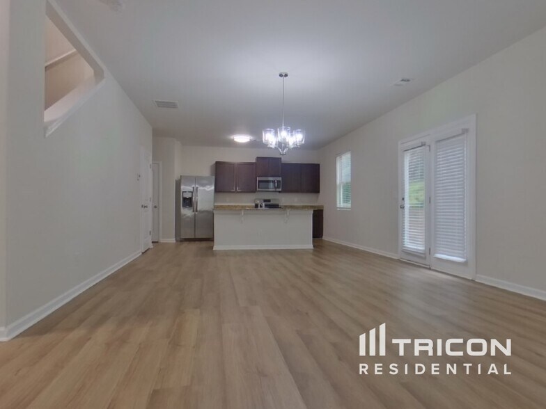 Building Photo - 236 Arbor Creek Dr