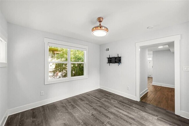Building Photo - 3476 Alison Dr