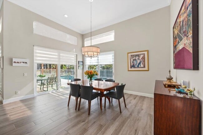 Building Photo - 4841 Exeter Estate Ln