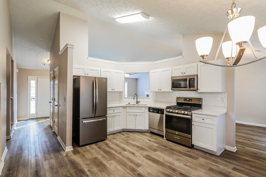 Building Photo - 1212 Shade Ct