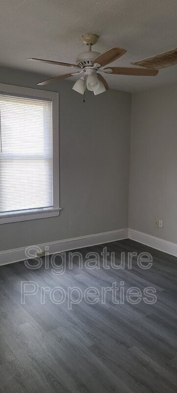 Building Photo - 5421 Blue Ridge Ave