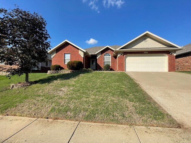 Primary Photo - Executive Rental All Brick Home near South...