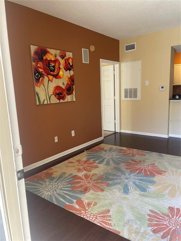 Building Photo - 2001 Tizewell Cir