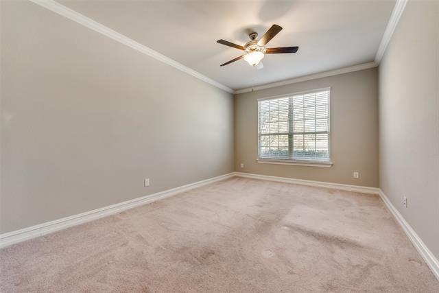 Building Photo - 2818 Balmoral Dr