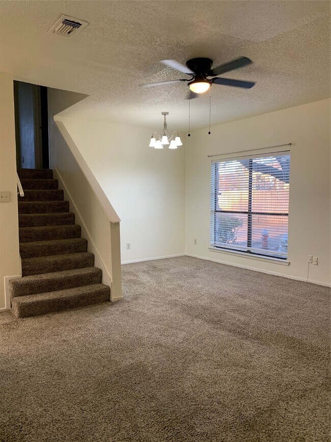 Building Photo - 3766 Tanglewilde St