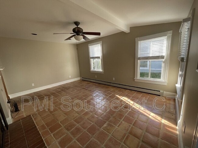 Building Photo - 26 Academy Ln