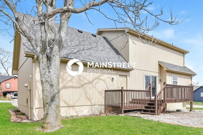 Building Photo - 3 Bedroom Pet-Friendly Home in Pleasant Hi...