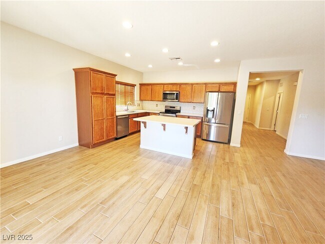Building Photo - 5375 E La Campana Dr