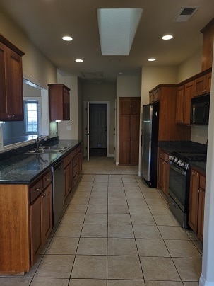 Building Photo - 12 Camberwell Ct