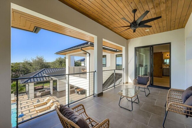 Building Photo - 6412 Lantern View Dr